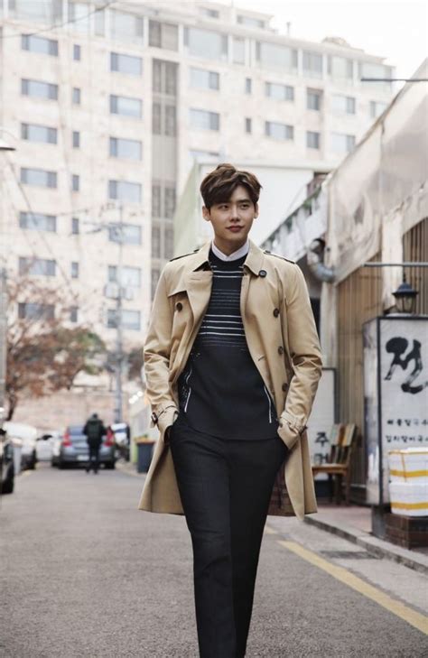 lee jong seok burberry|Lee Jong.